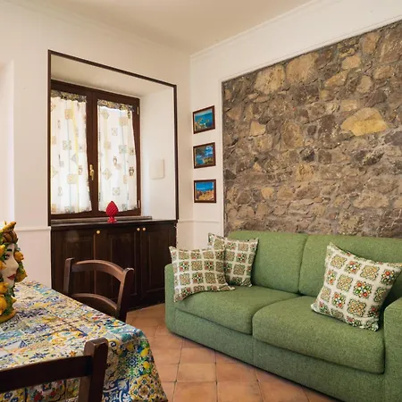 Casa Carly タオルミーナ